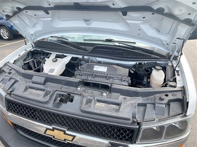 2024 Chevrolet Express Cargo 2500 WT