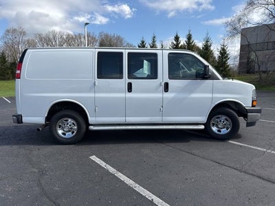 2024 Chevrolet Express Cargo 2500 WT