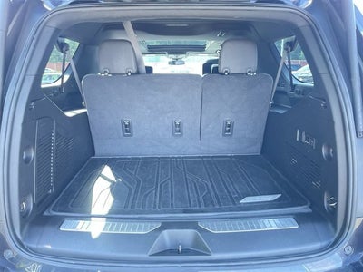 2024 Chevrolet Suburban RST