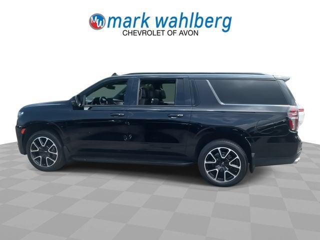2023 Chevrolet Suburban RST