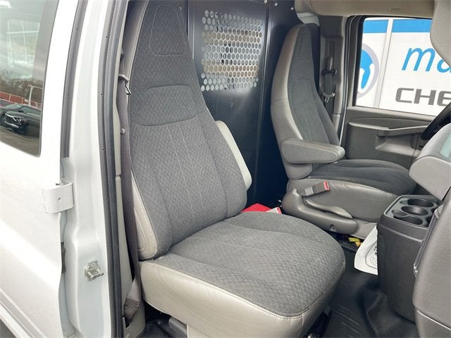 2024 GMC Savana Cargo 2500 Work Van