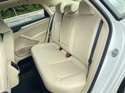 2019 Volkswagen Passat 2.0T Wolfsburg Edition