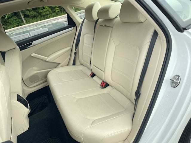 2019 Volkswagen Passat 2.0T Wolfsburg Edition