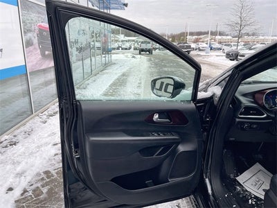 2019 Chrysler Pacifica Touring L Plus 35th Anniversary