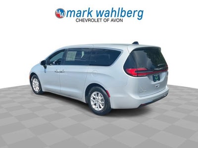 2023 Chrysler Pacifica Touring