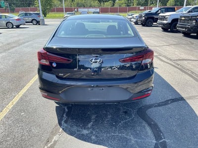 2019 Hyundai Elantra SE