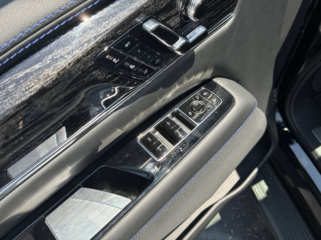 2025 Cadillac ESCALADE IQ Luxury 1