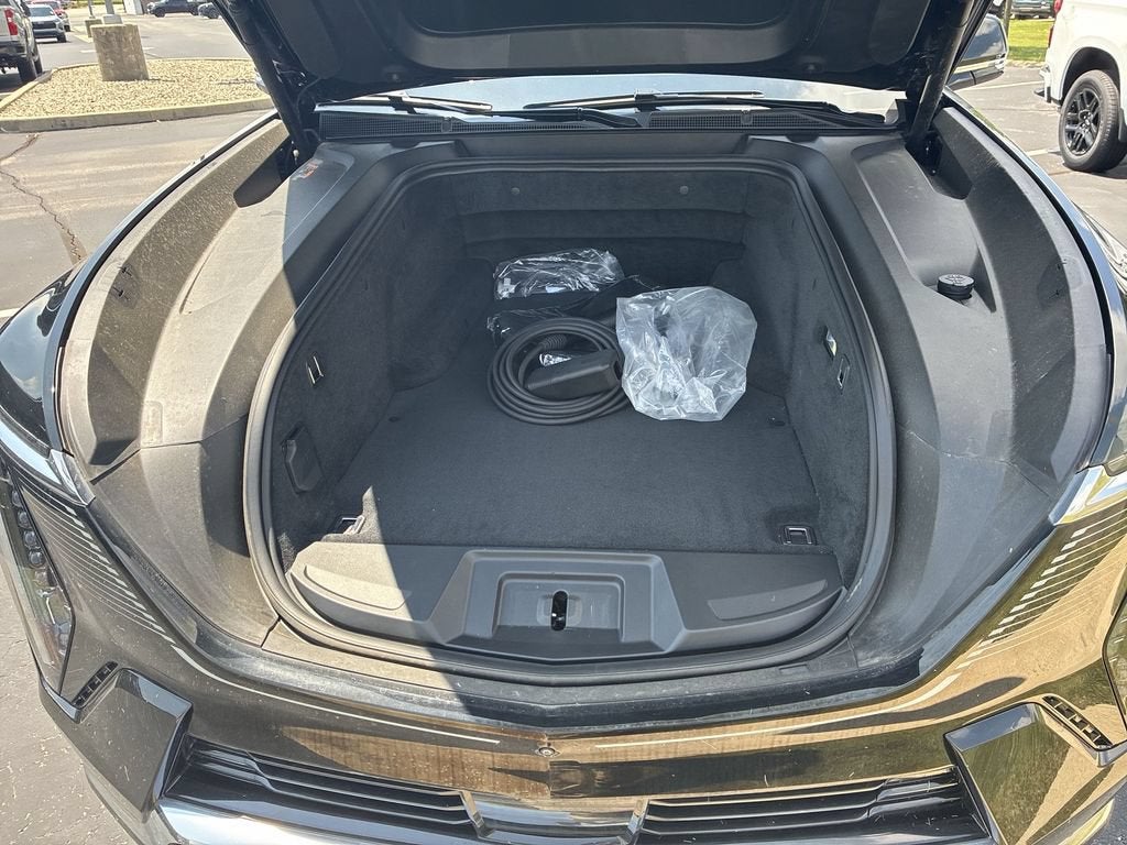 2025 Cadillac ESCALADE IQ Luxury 1