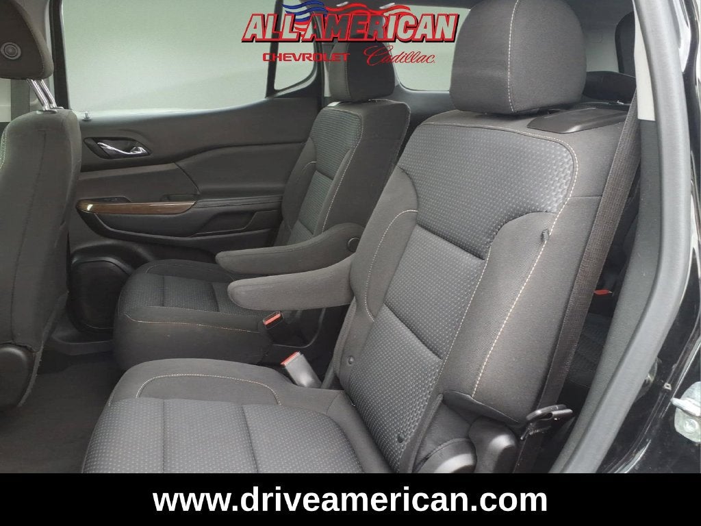 2022 GMC Acadia SLE