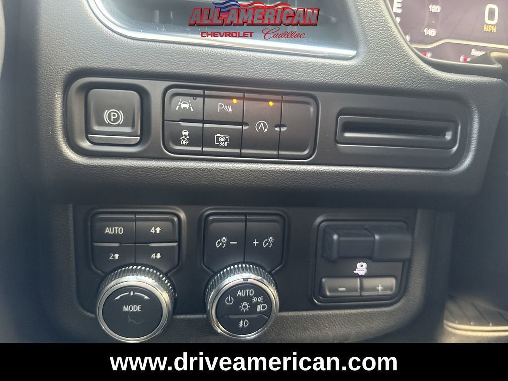 2023 GMC Yukon XL SLT