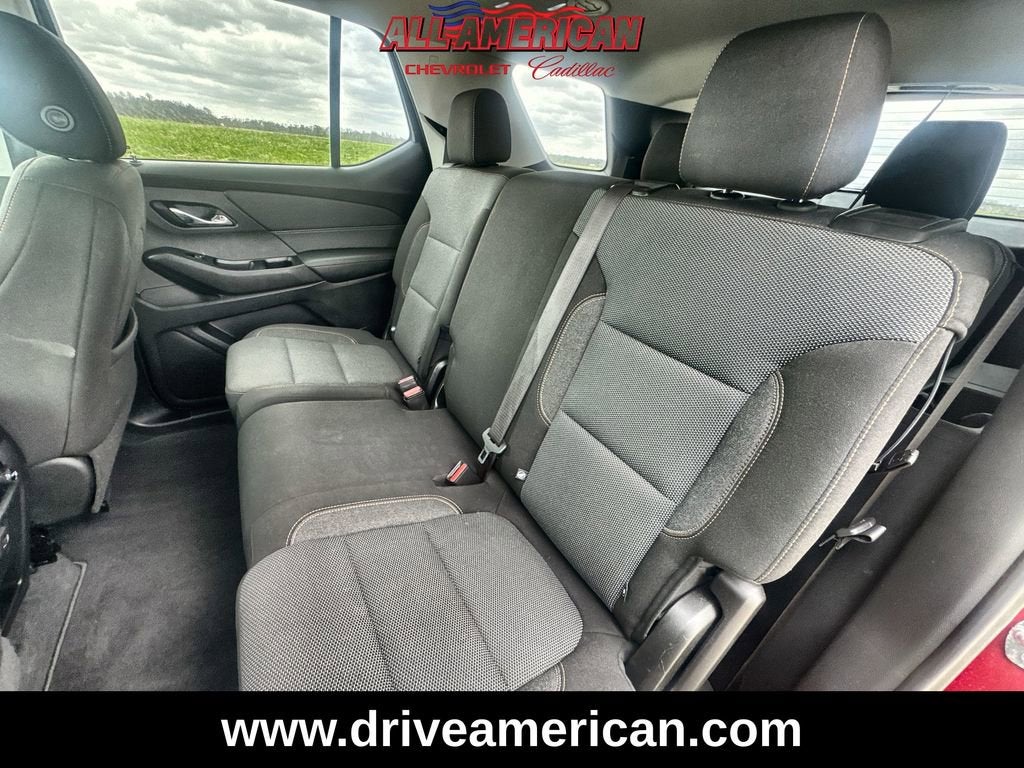 2021 Chevrolet Traverse LT Cloth