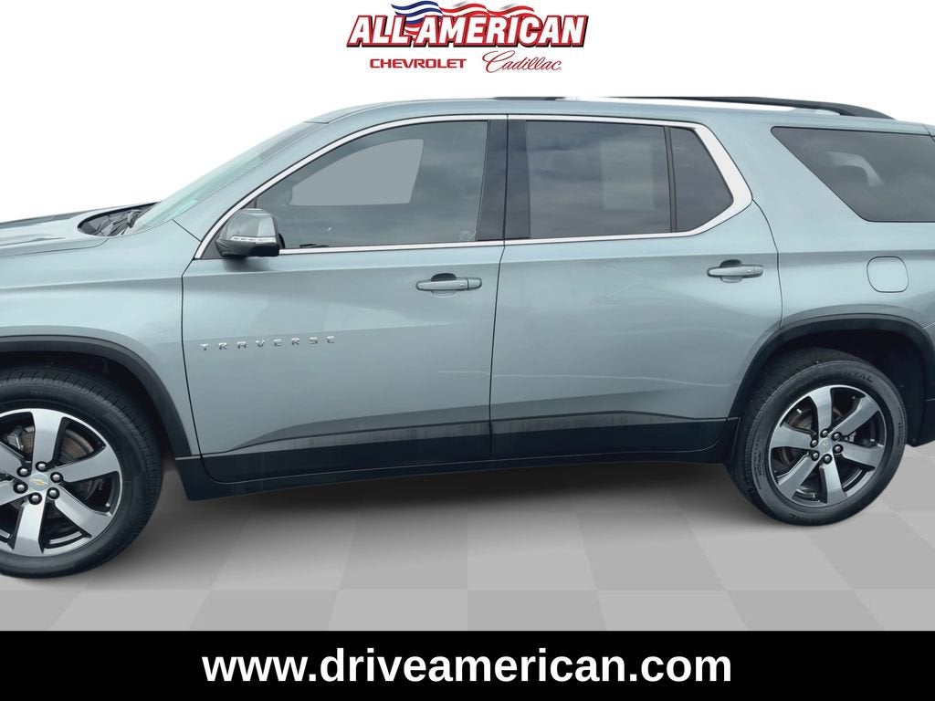 2023 Chevrolet Traverse LT Leather