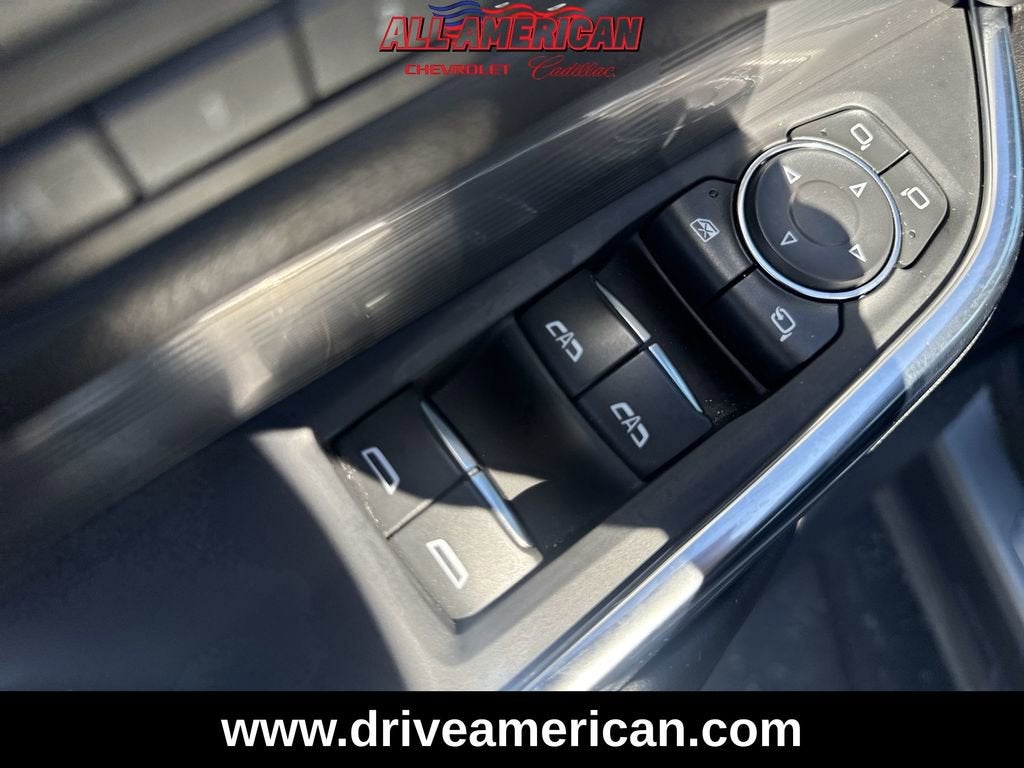 2025 Cadillac XT4 Premium Luxury