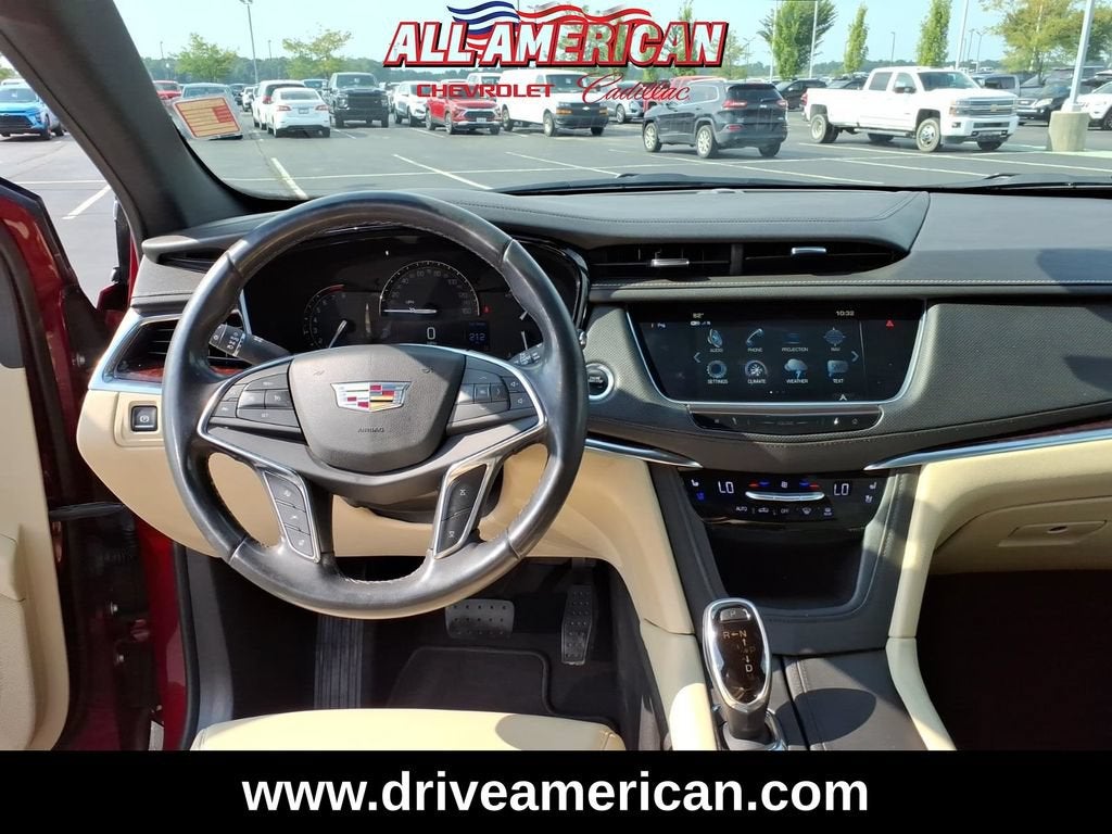 2018 Cadillac XT5 Premium Luxury FWD