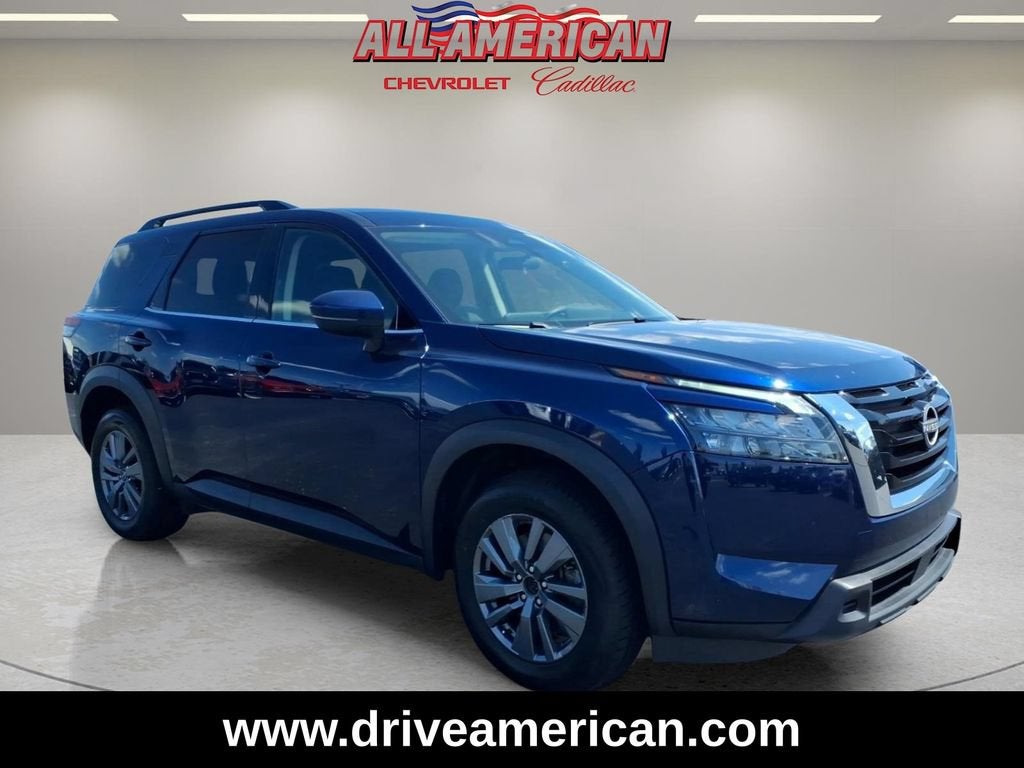 2024 Nissan Pathfinder SV