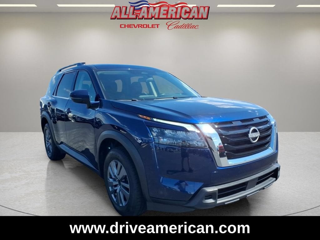 2024 Nissan Pathfinder SV
