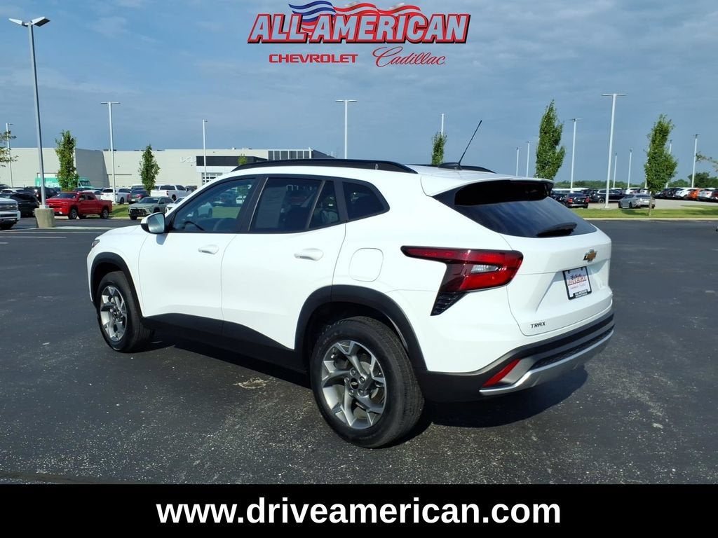 2025 Chevrolet Trax LT