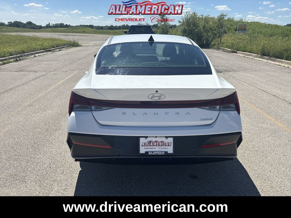 2024 Hyundai Elantra Limited