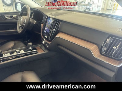 2024 Volvo XC60 Plus Dark Theme