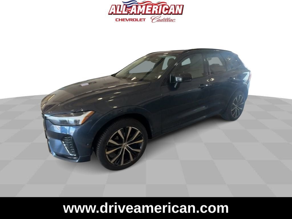 2024 Volvo XC60 Plus Dark Theme