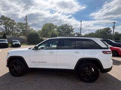 2023 Jeep Grand Cherokee Altitude 4x4