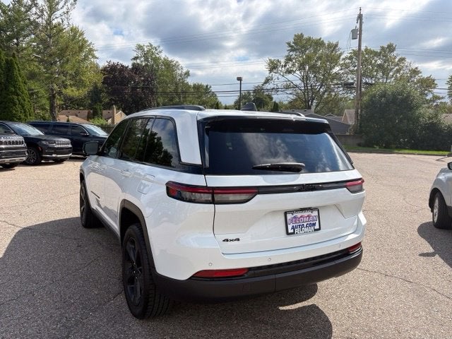 2023 Jeep Grand Cherokee Altitude 4x4