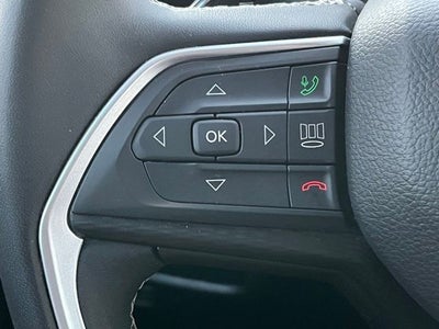 2023 Jeep Grand Cherokee Laredo 4x4