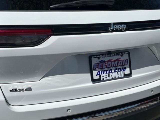 2023 Jeep Grand Cherokee Laredo