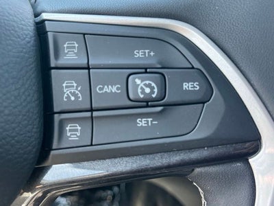 2023 Jeep Grand Cherokee Laredo