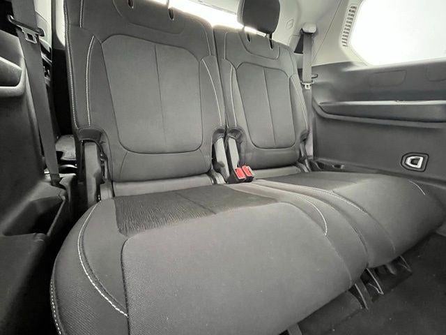 2023 Jeep Grand Cherokee L Laredo 4x4