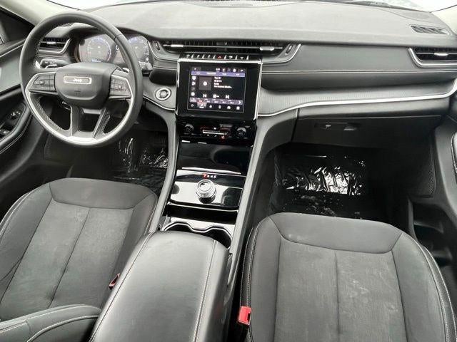 2023 Jeep Grand Cherokee L Laredo 4x4