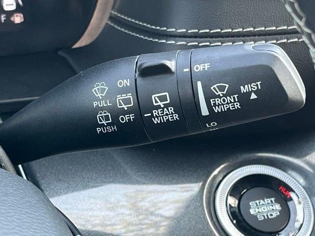 2023 Jeep Grand Cherokee L Laredo 4x4