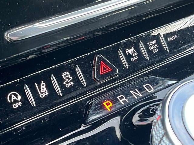 2023 Jeep Wagoneer L Series III 4x4