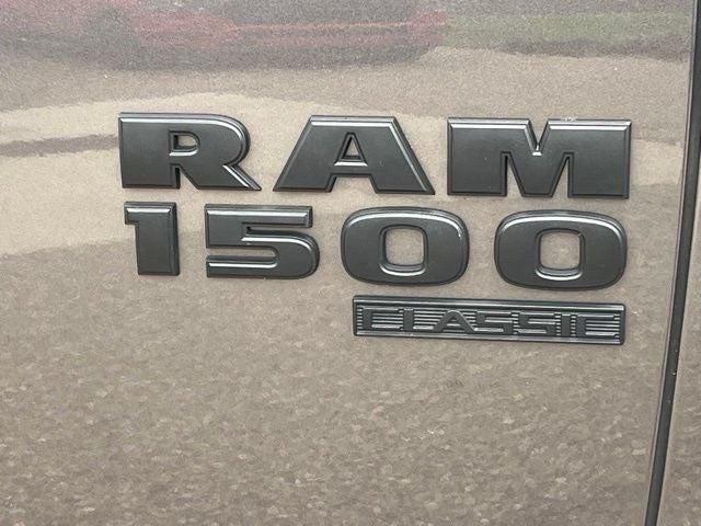 2024 RAM 1500 Classic Warlock Crew Cab 4x4 5'7' Box