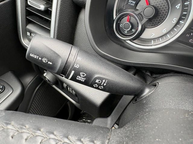 2019 RAM 1500 Big Horn/Lone Star Crew Cab 4x4 5'7' Box