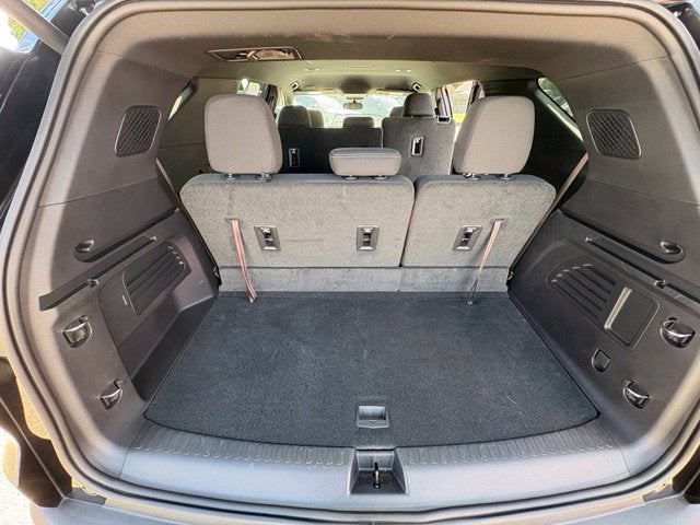 2024 Chevrolet Traverse FWD LS