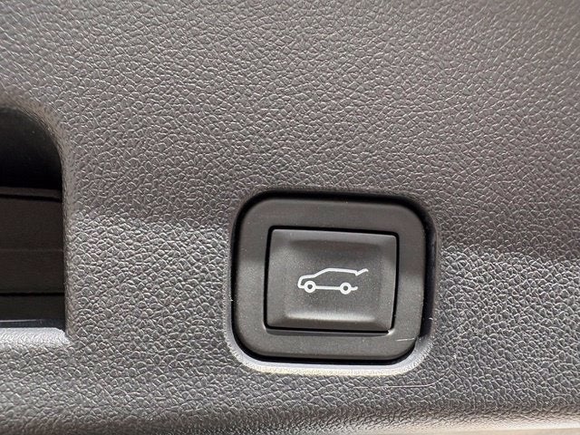 2025 Chevrolet Traverse AWD LT