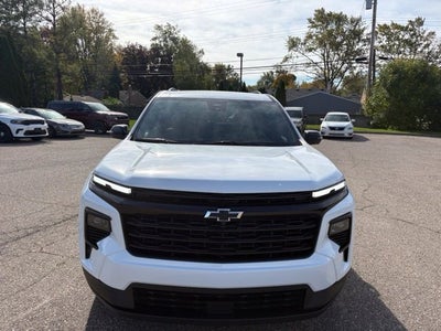 2025 Chevrolet Traverse AWD LT
