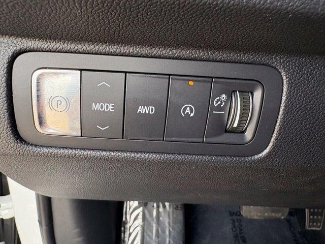 2025 Chevrolet Traverse AWD LT