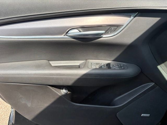 2023 Cadillac XT5 AWD Luxury