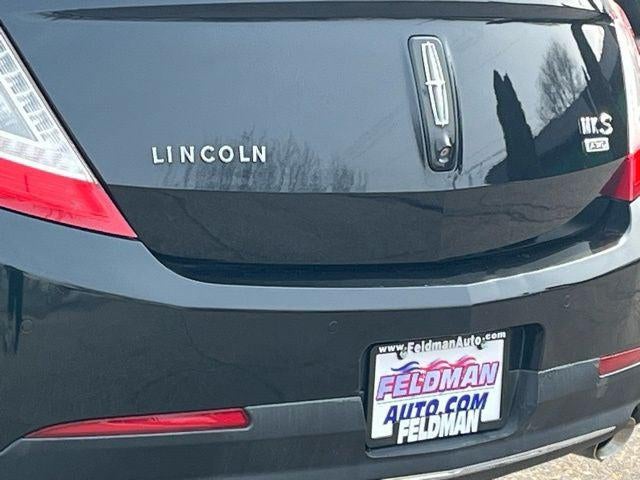 2014 Lincoln MKS Base