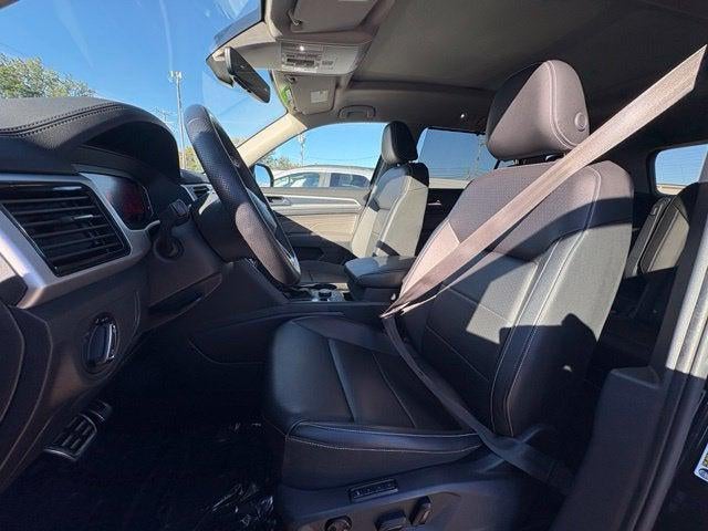 2023 Volkswagen Atlas 3.6L V6 SEL R-Line Black