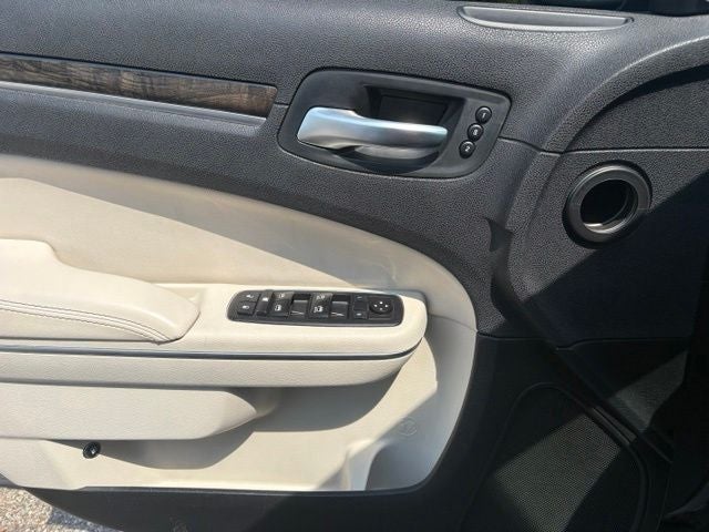 2018 Chrysler 300 Limited
