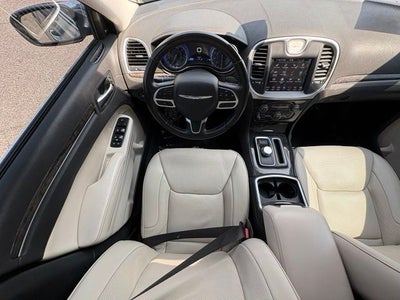 2018 Chrysler 300 Limited