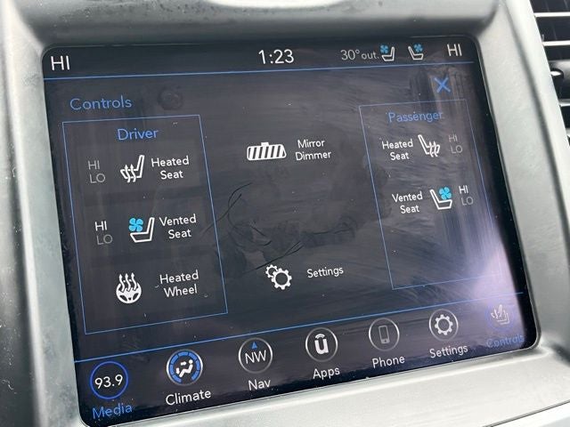 2023 Chrysler 300 Touring-L AWD