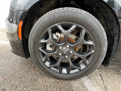 2023 Chrysler 300 Touring-L AWD