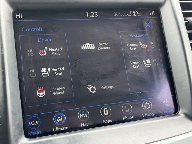 2023 Chrysler 300 Touring-L AWD