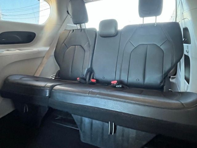 2019 Chrysler Pacifica Touring L Plus