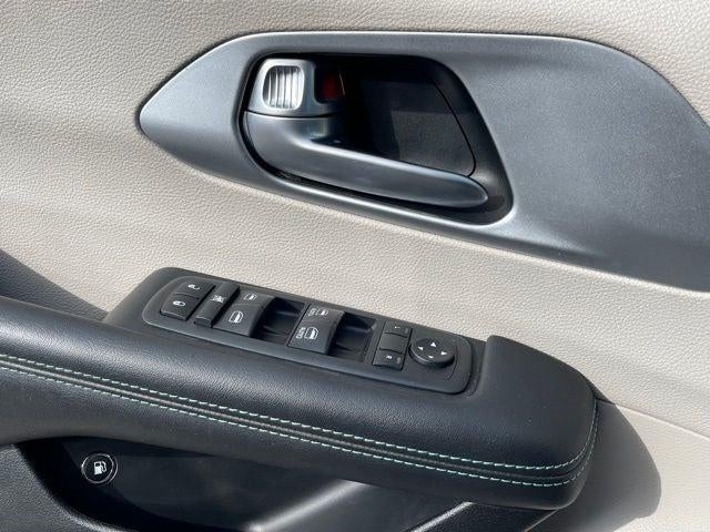 2018 Chrysler Pacifica Hybrid Limited