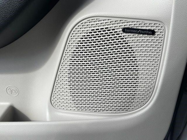 2018 Chrysler Pacifica Hybrid Limited